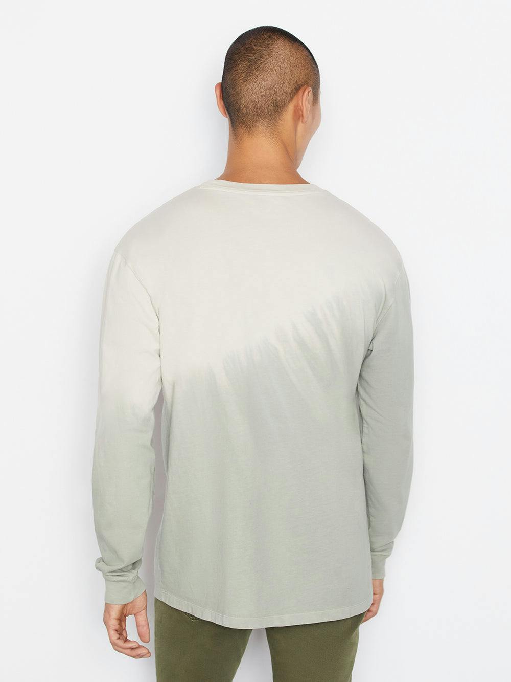 shirt back view alt:fit2